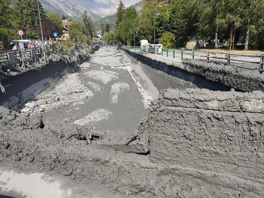 Bardonecchia sepolta dal fango (foto di Giorgio)