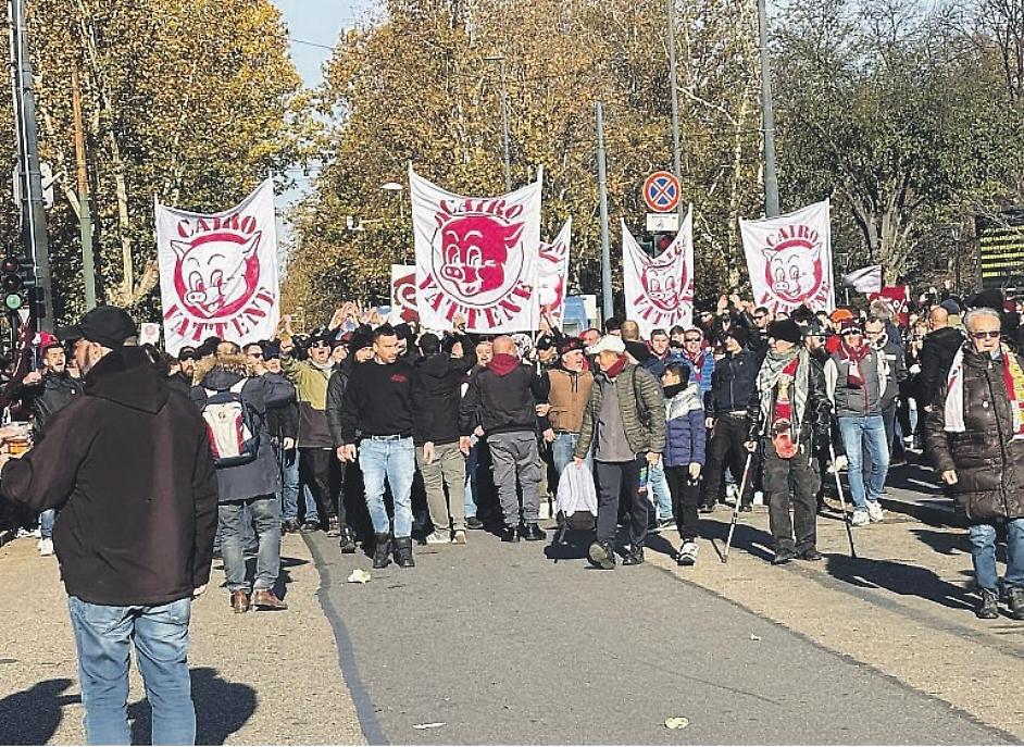 Tifosi del Toro in rivolta