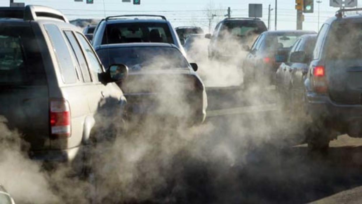 Smog oltre i limiti, Torino attiva il livello rosso: stop ai diesel fino a Euro 5