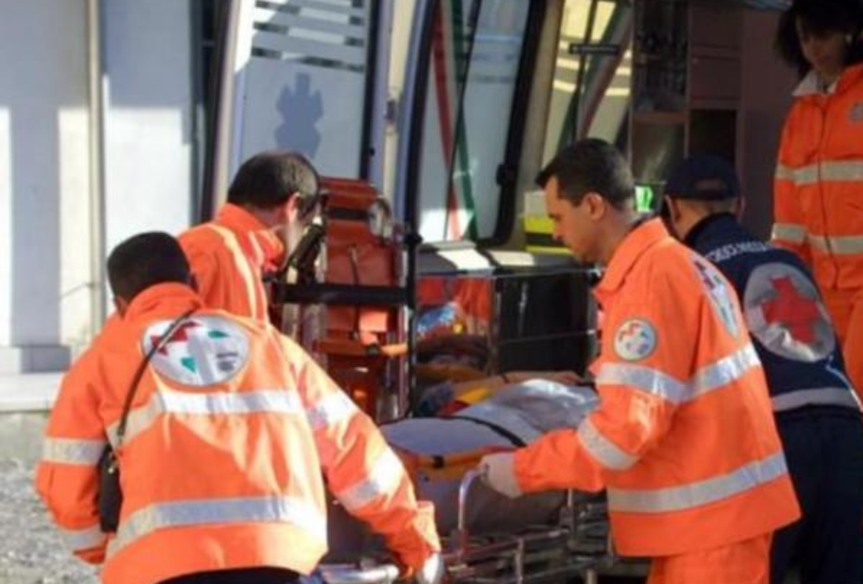 Operatore Gtt folgorato in corso Regina: è al Cto a causa delle ustioni