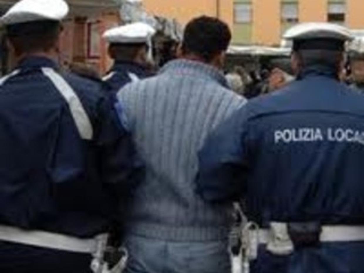 vigili urbani arresto