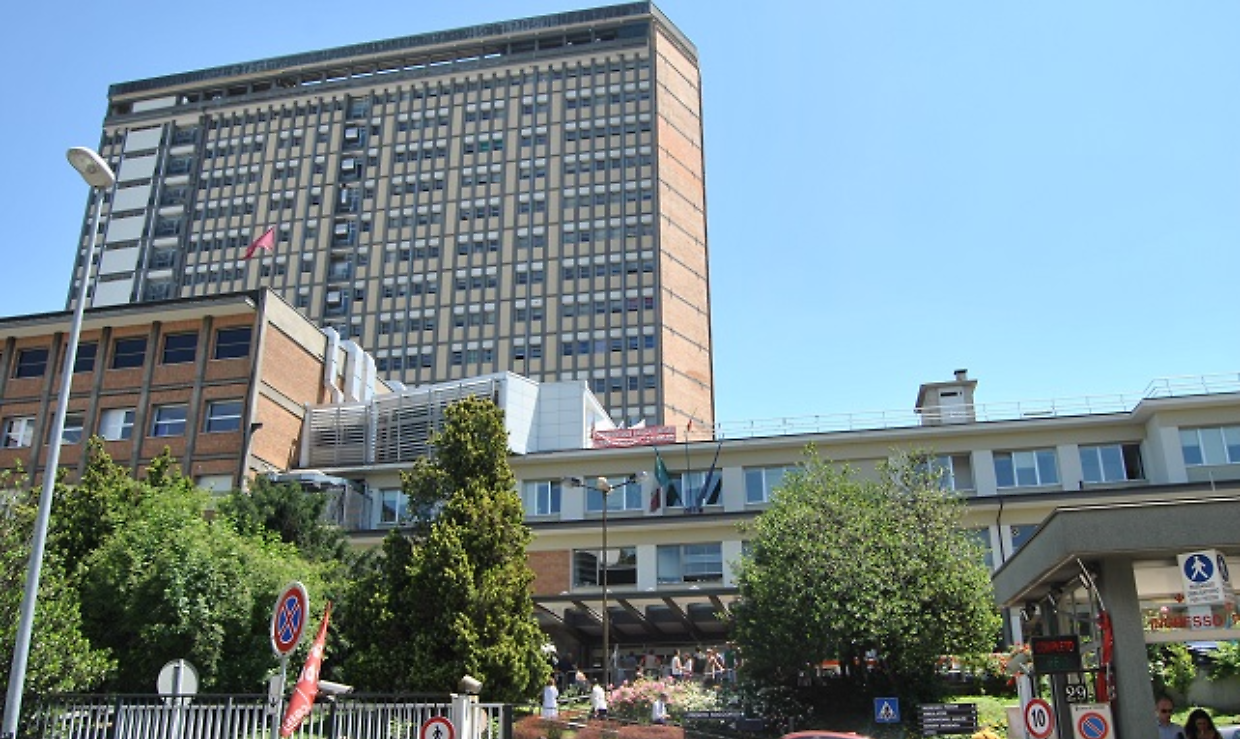 Precipita dal secondo piano mentre fa dei lavori, morto al Cto