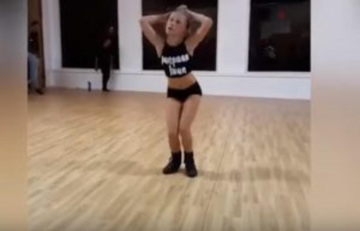 maesi-caes-ballerina-min-300x193