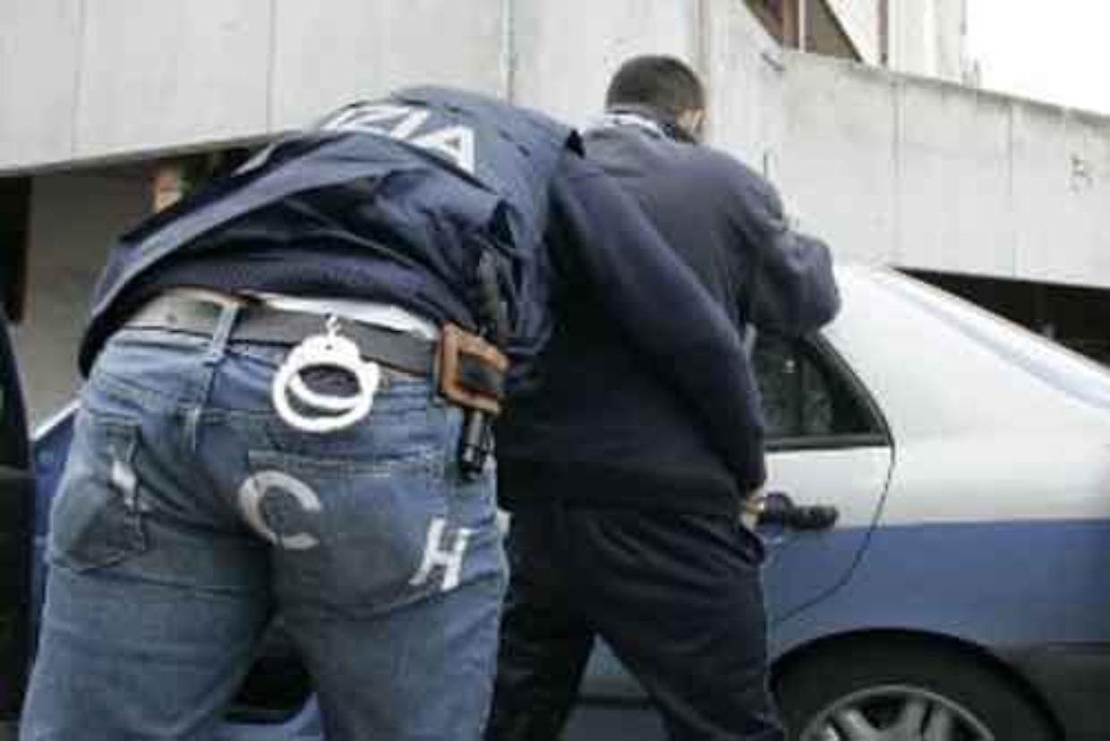 Tre arresti