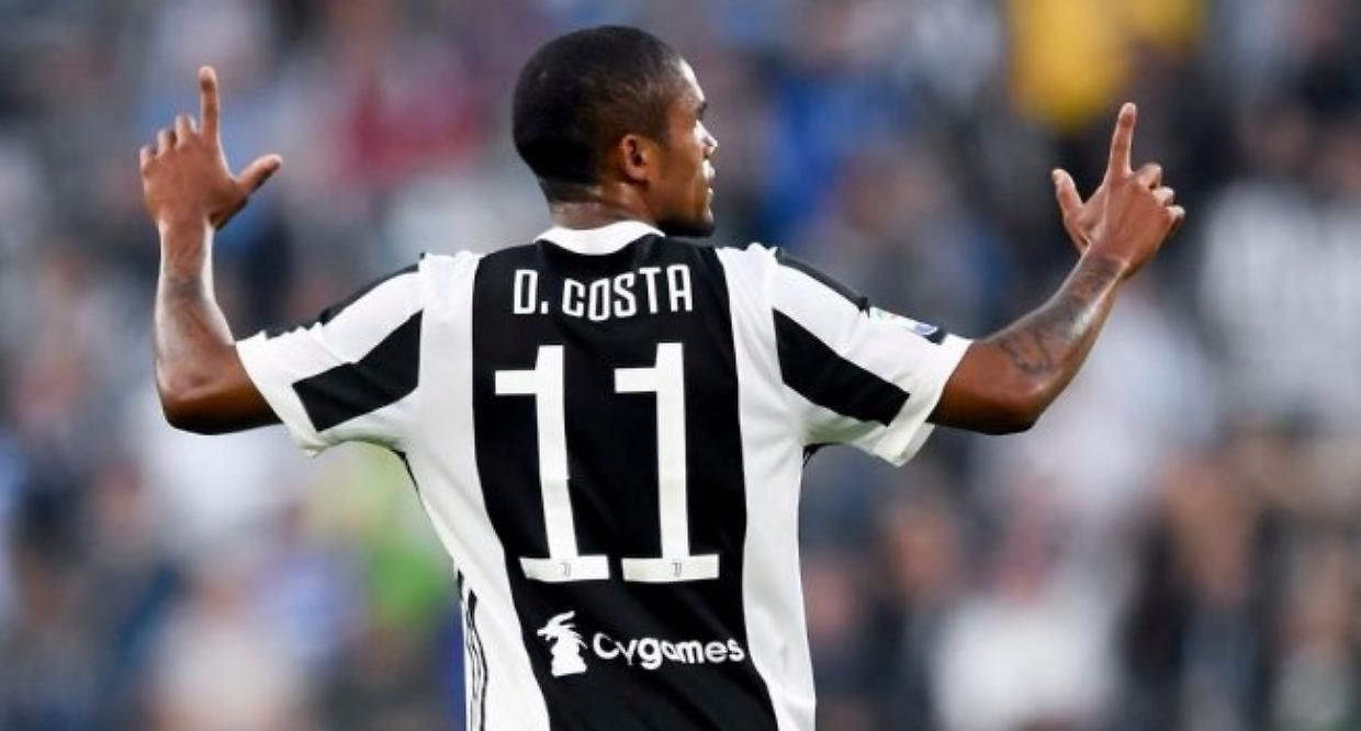 Douglas Costa Juve