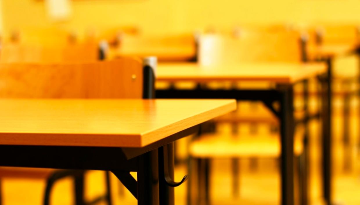scuola sedie