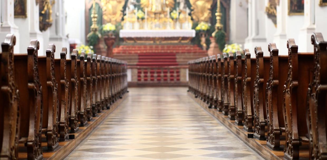 chiesa vuota
