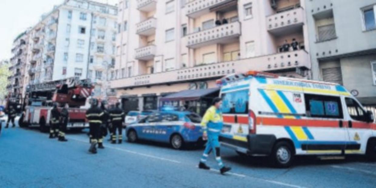 Tenta di ammazzare il rivale a martellate: fermato da un vigile eroe