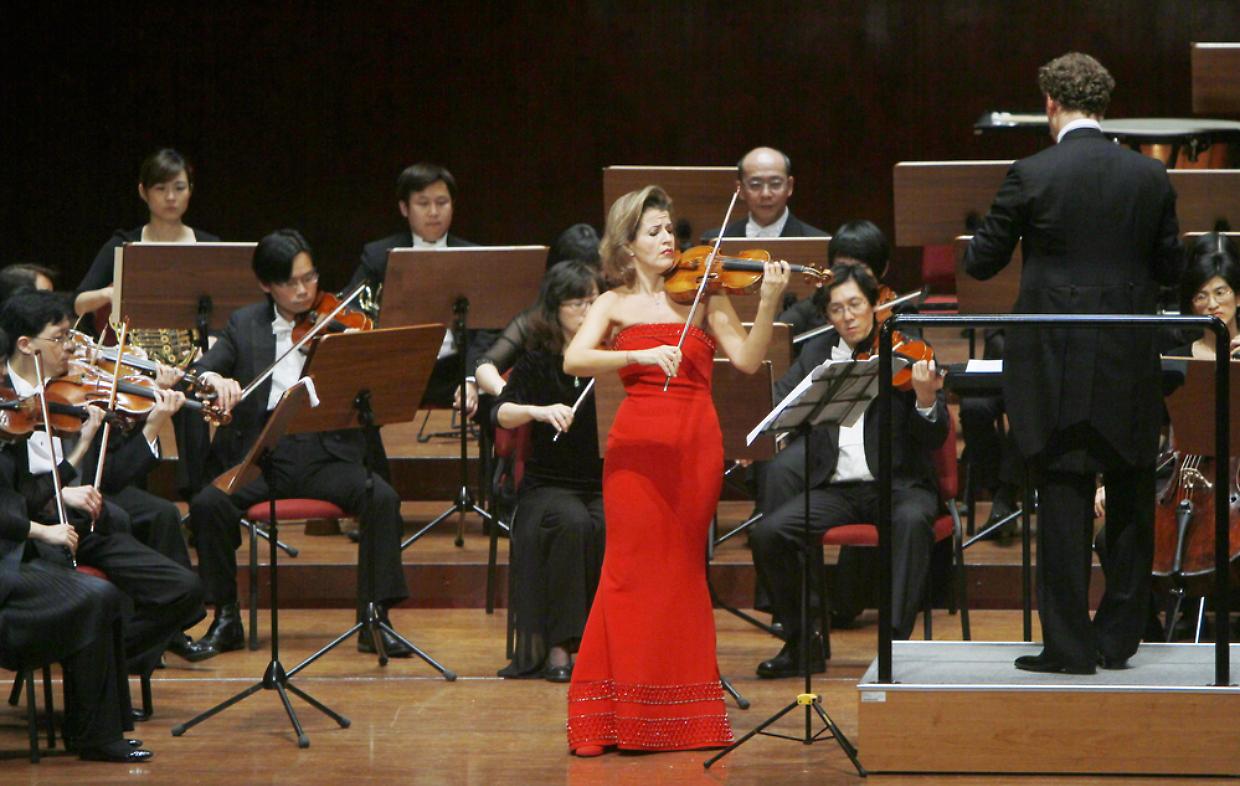 Anne-Sophie Mutter fascinates audience at Taipei concert