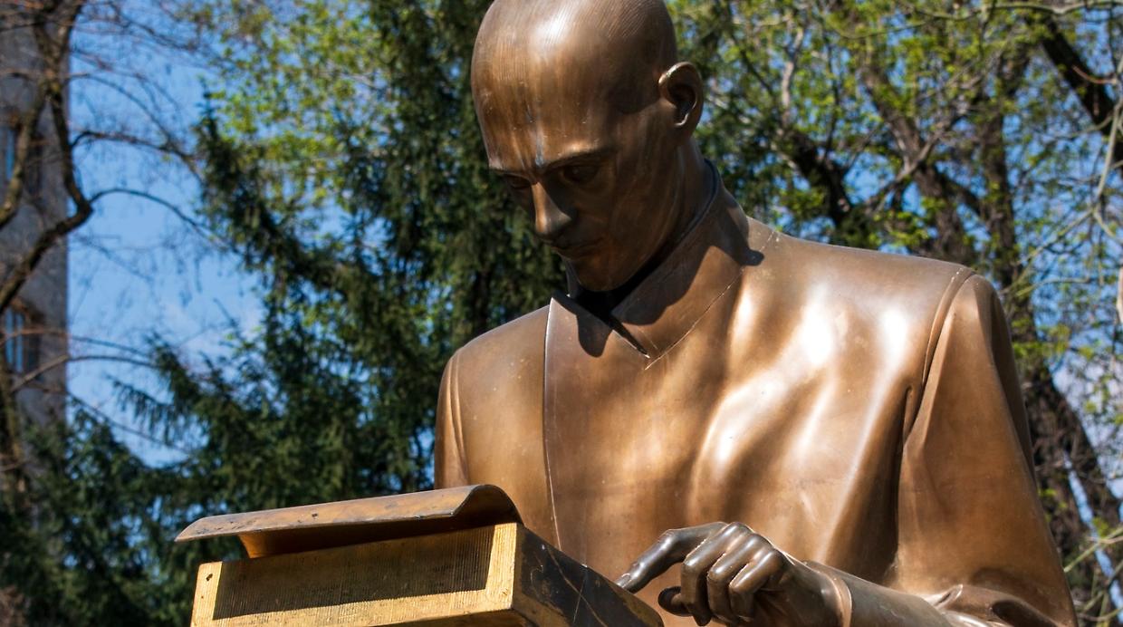 indro montanelli statua