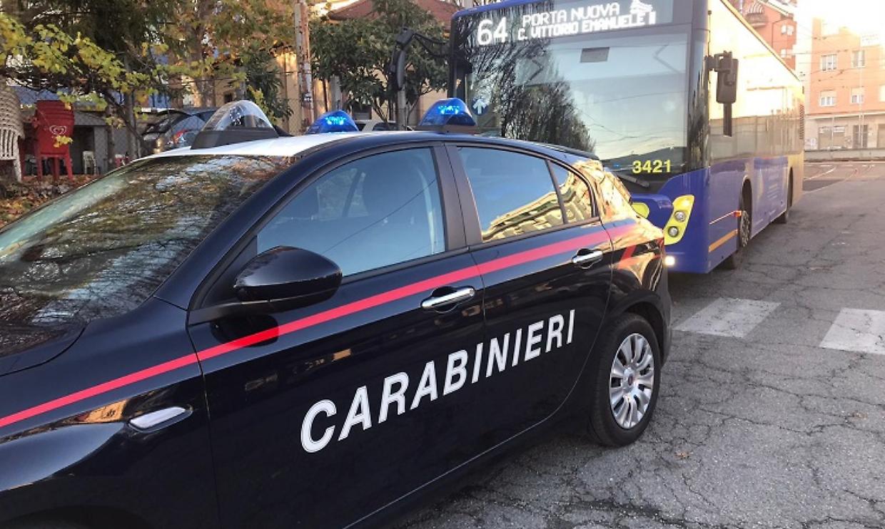 autobus carabinieri