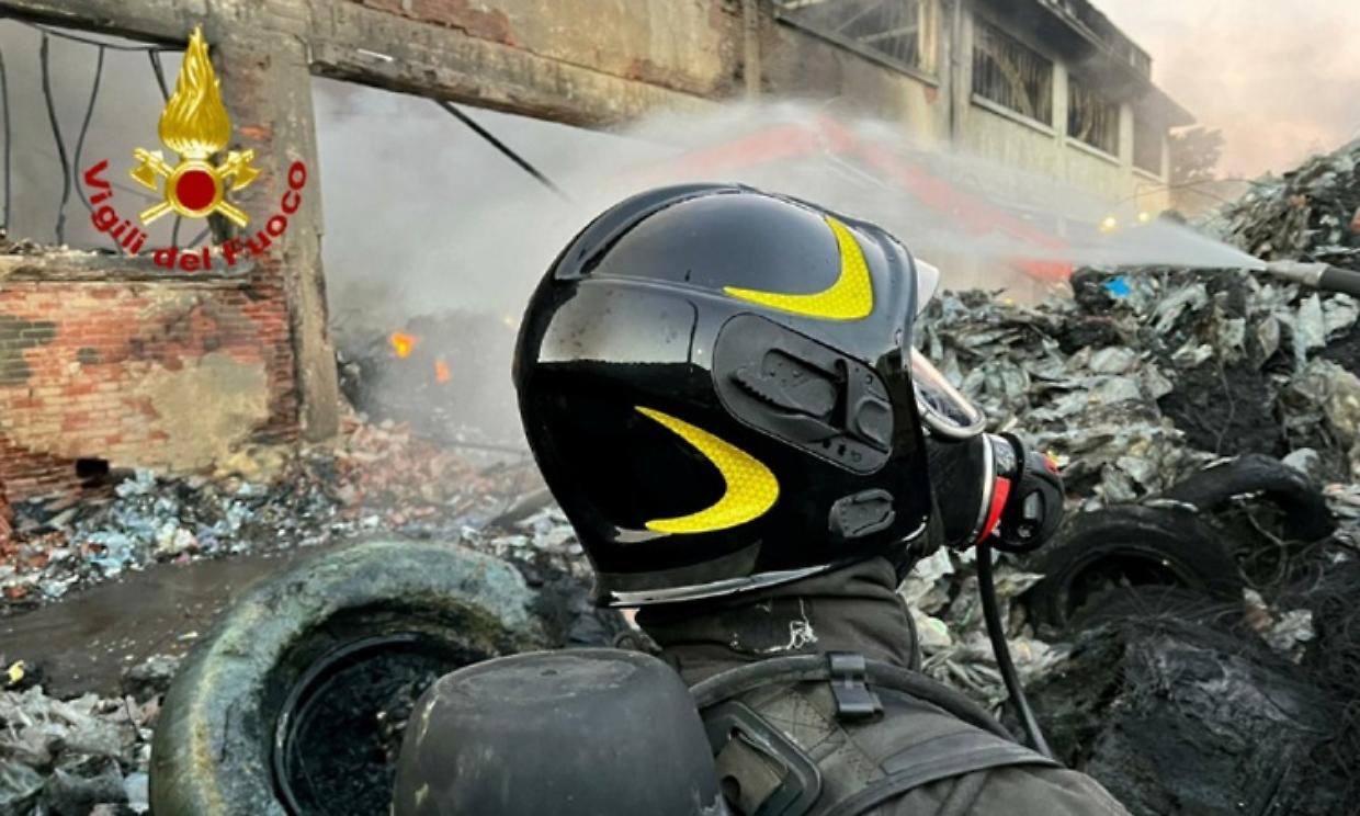 incendio demap vigili macerie gn