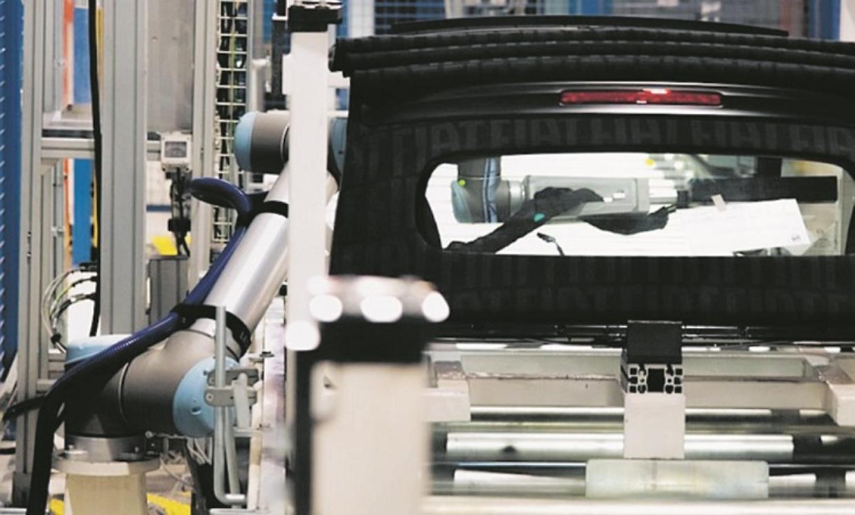 robot fiat stellantis torino gn
