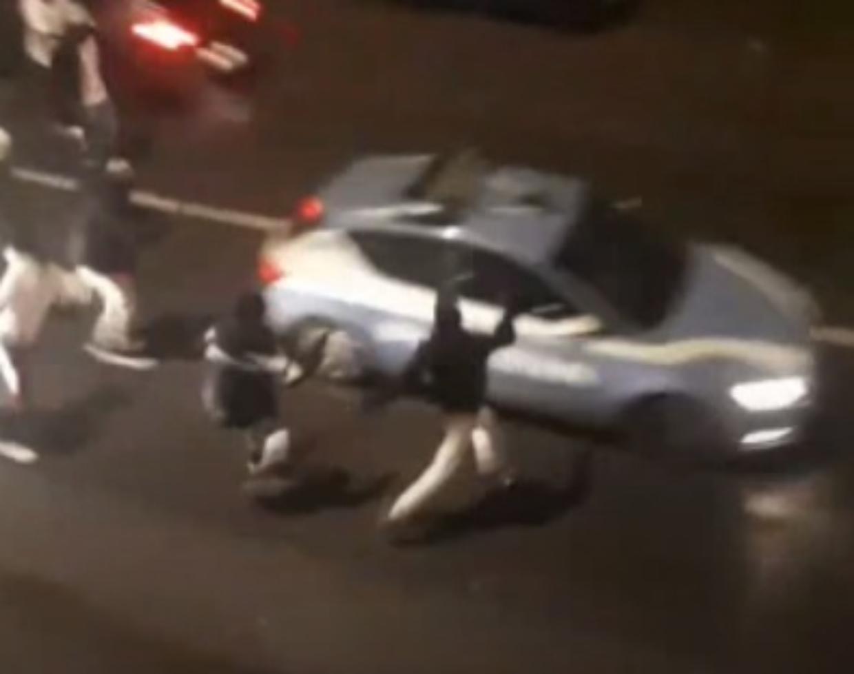 torino aggressione auto ps