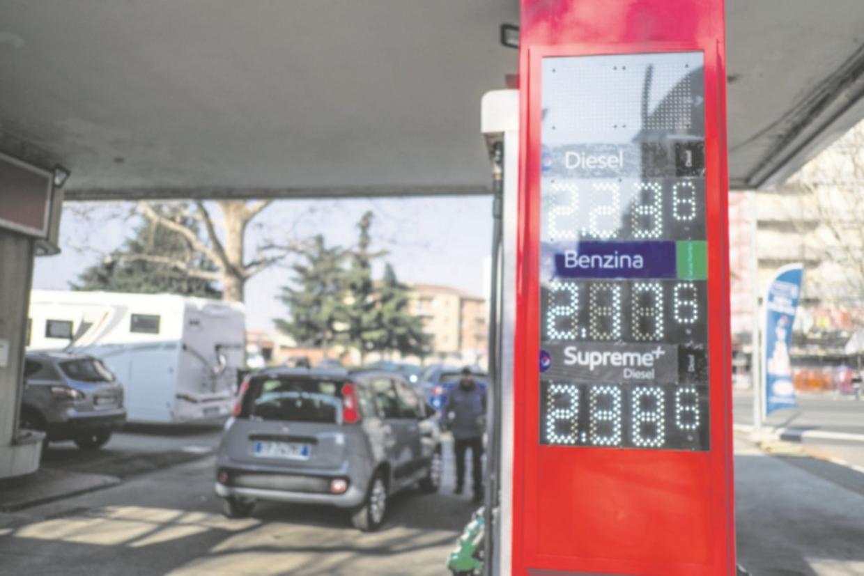 benzina aumento gn