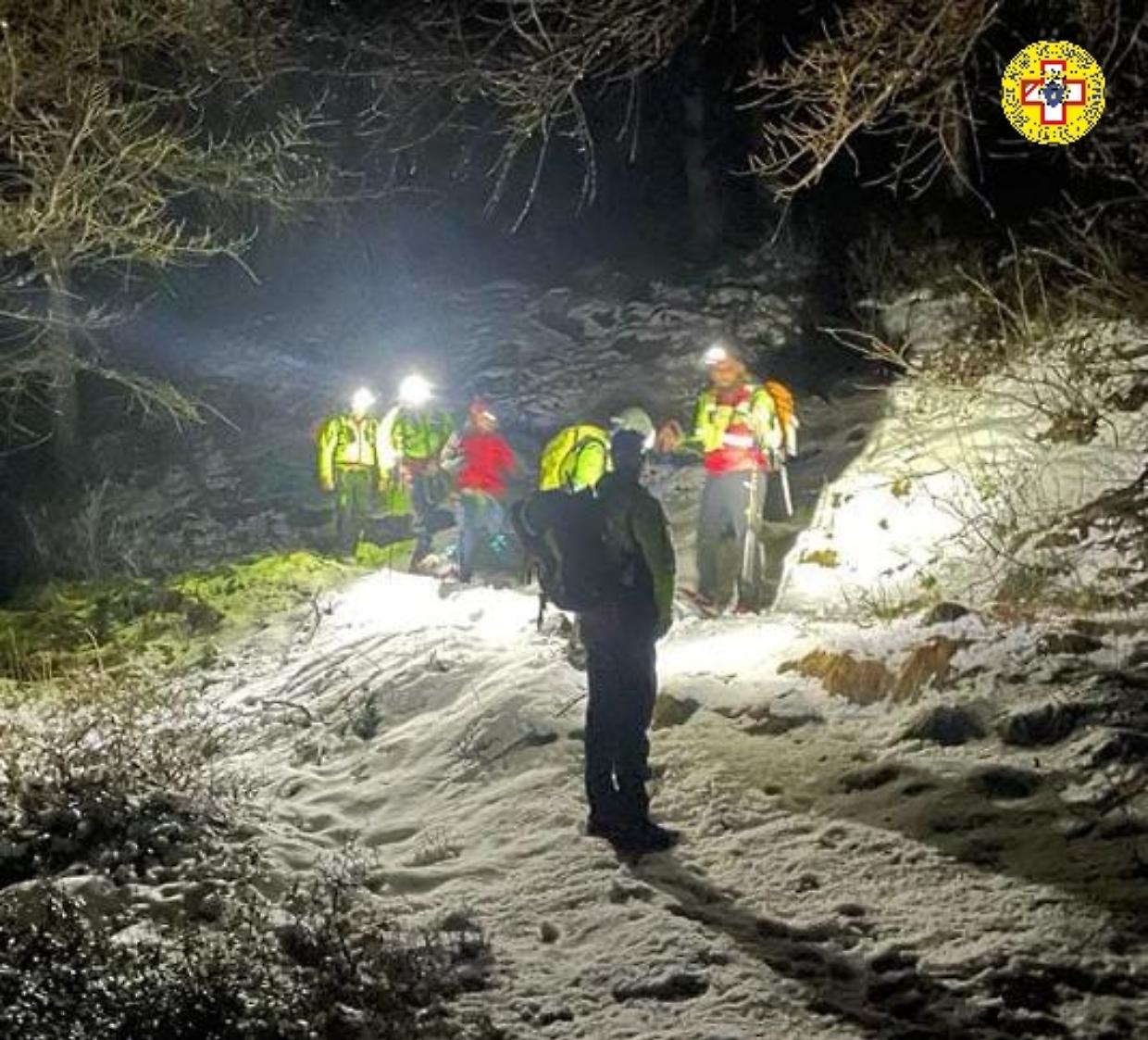 Monte Bo, due escursionisti bloccati nella notte: soccorsi, ma uno è in ipotermia