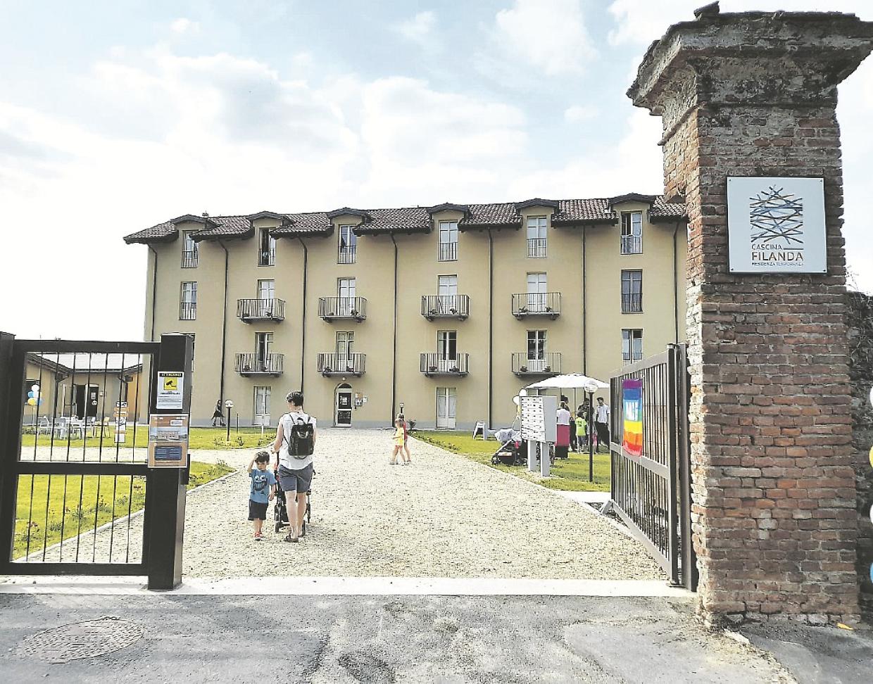 cascina housing