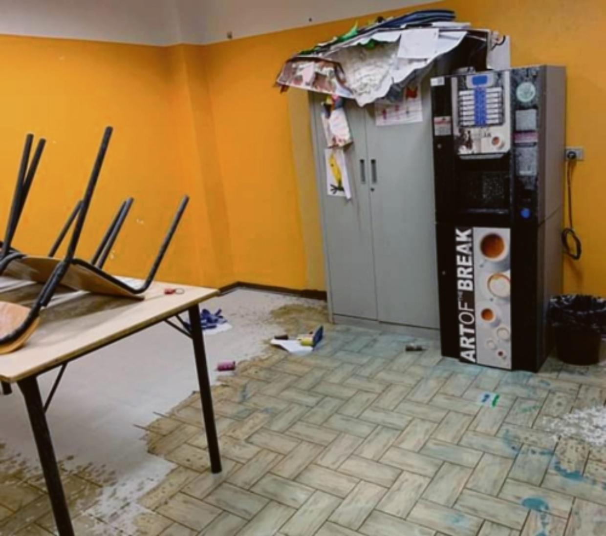 vandali scuola cascinette