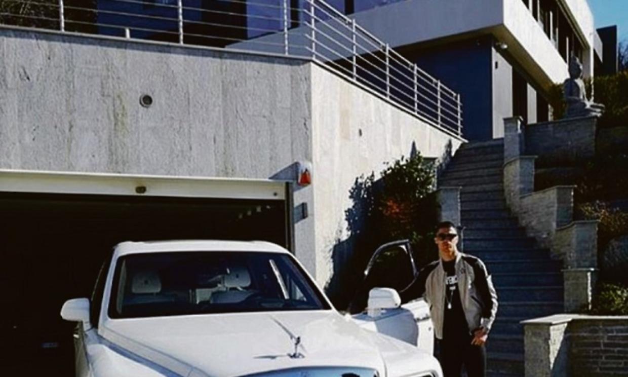 casa cr 7