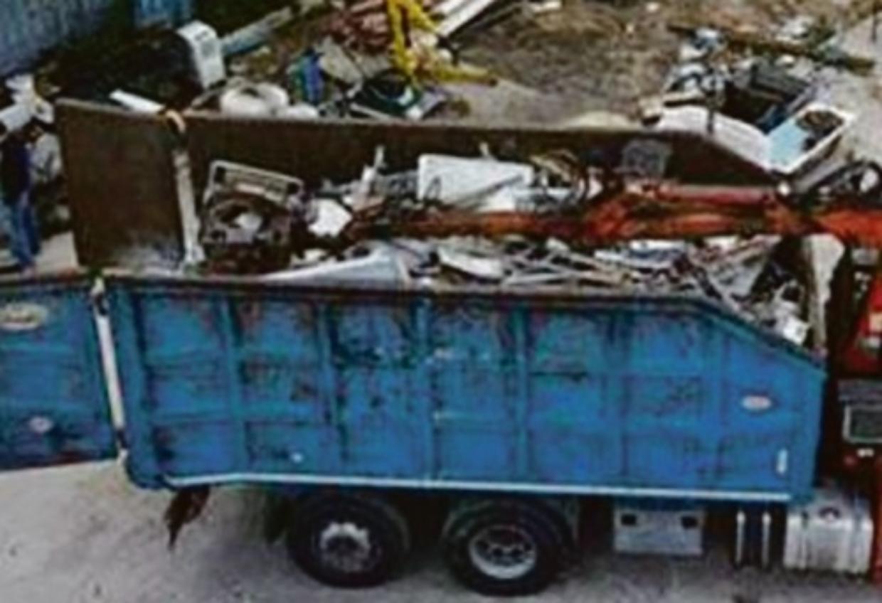 camion rifiuti pericolosi