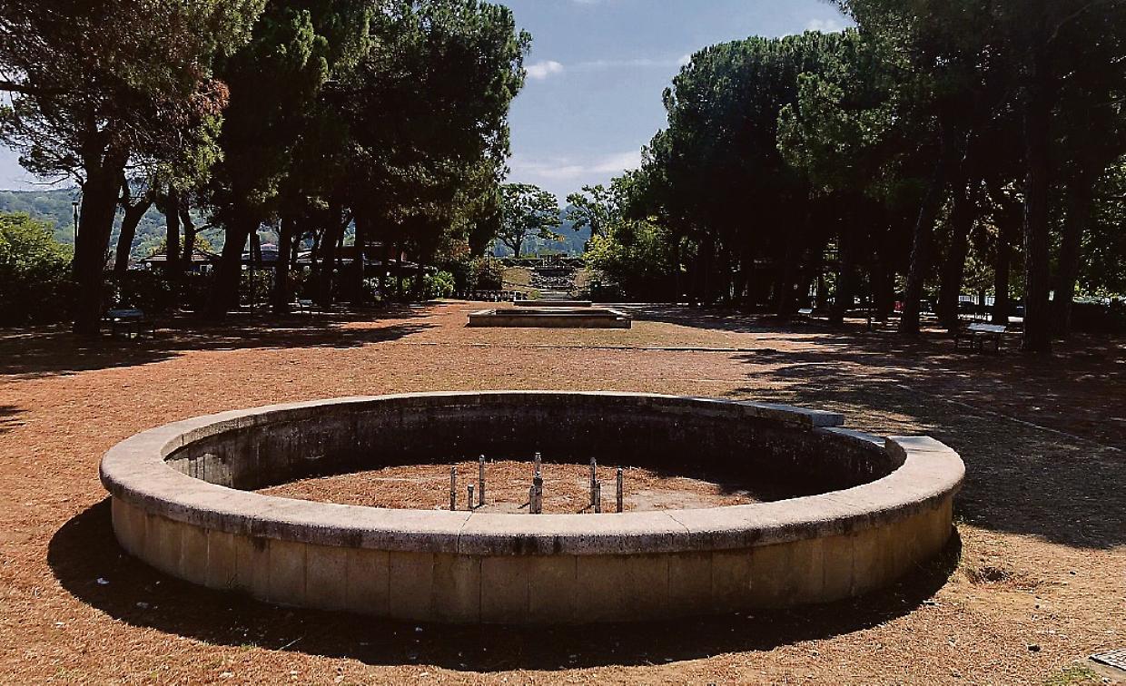 fontana spenta parco europa gn