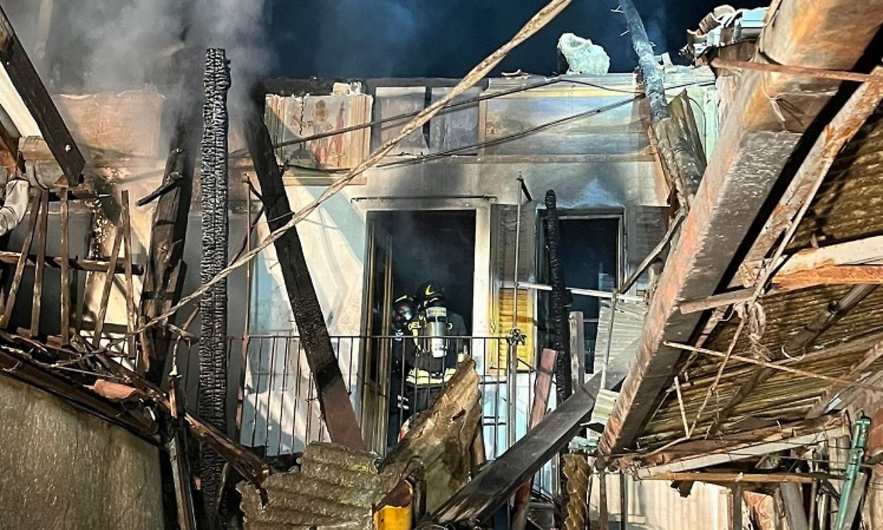 incendio leinì 5
