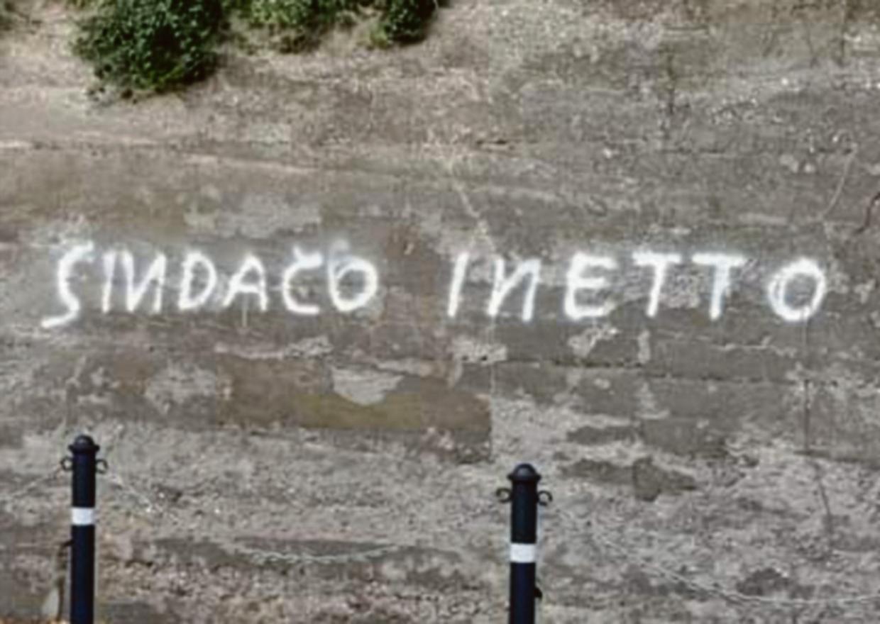 alpignano minacce sindaco