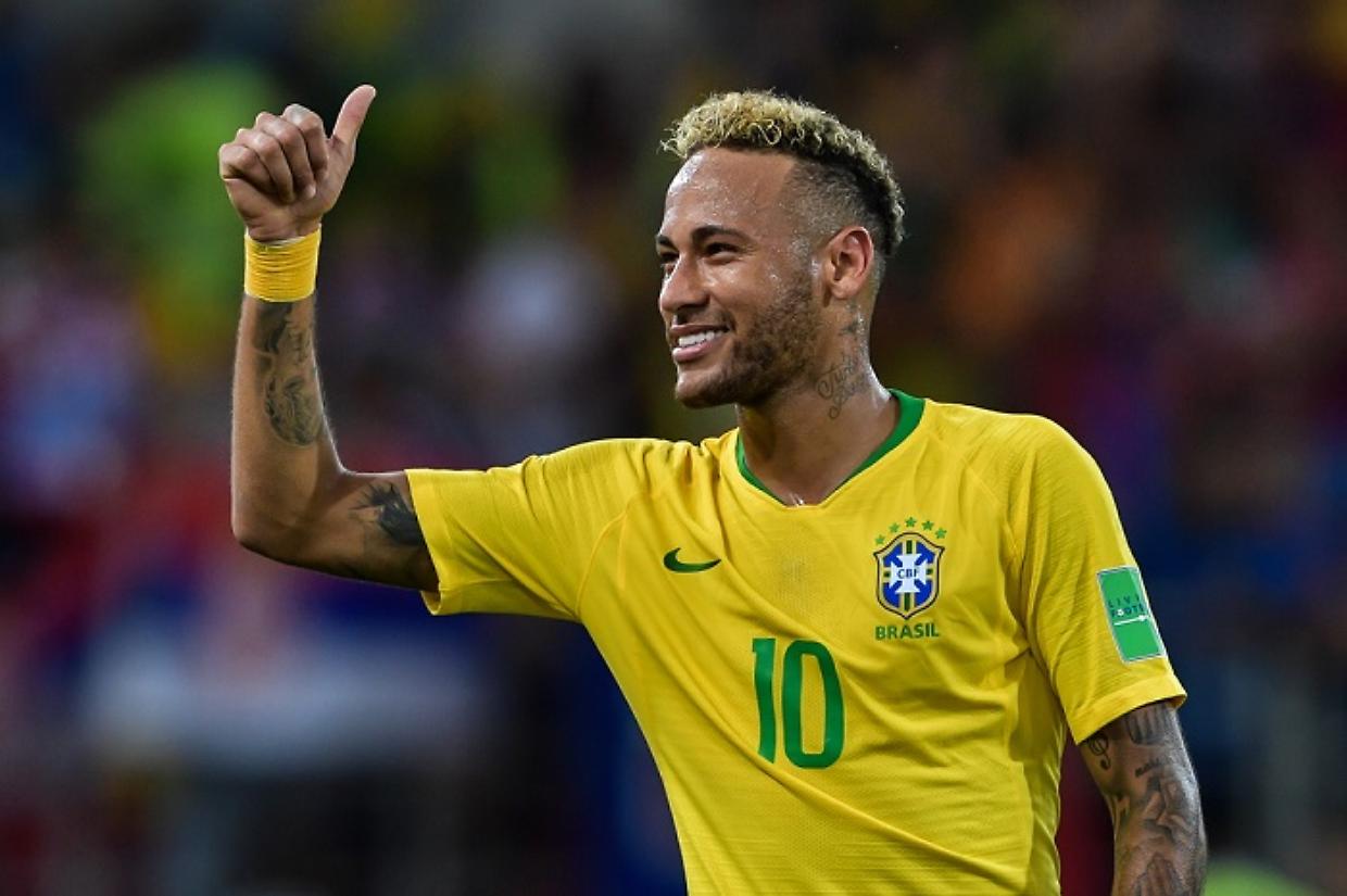 World Cup footballer lookalike: Neymar vs. Peter Ho
