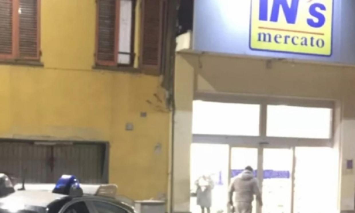 ins mercato carabinieri