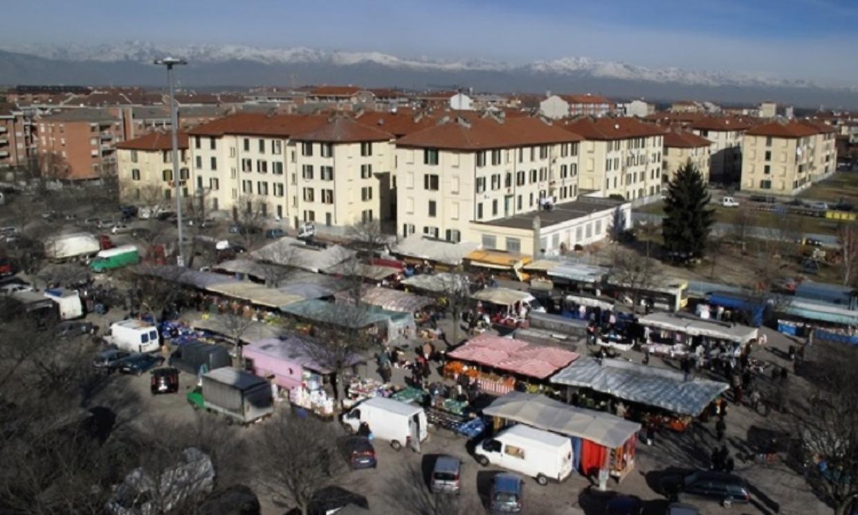 mercato viale buridani 2