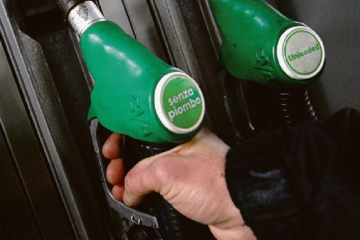 Benzina
