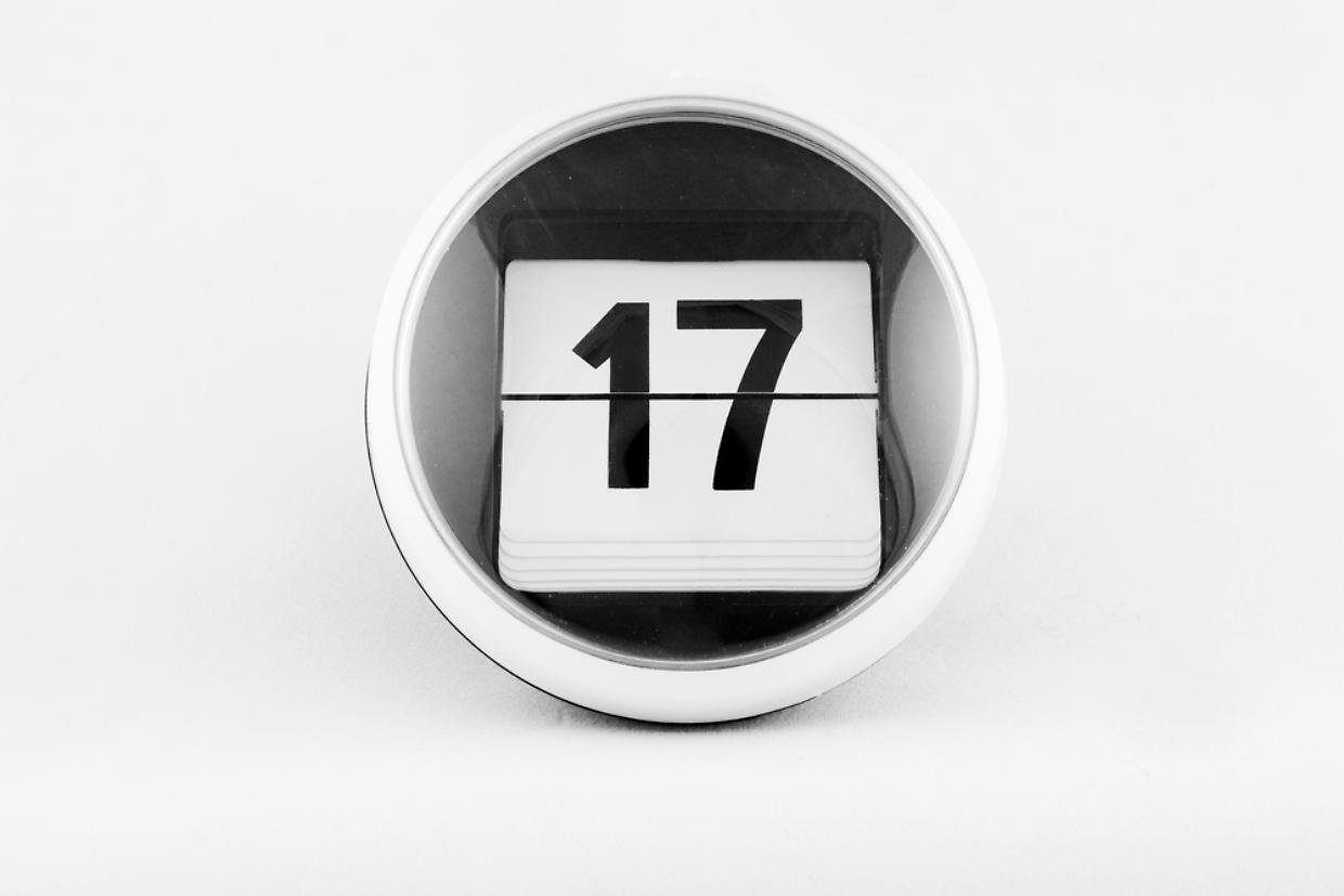 17 calendario Depositphotos_20638705_S