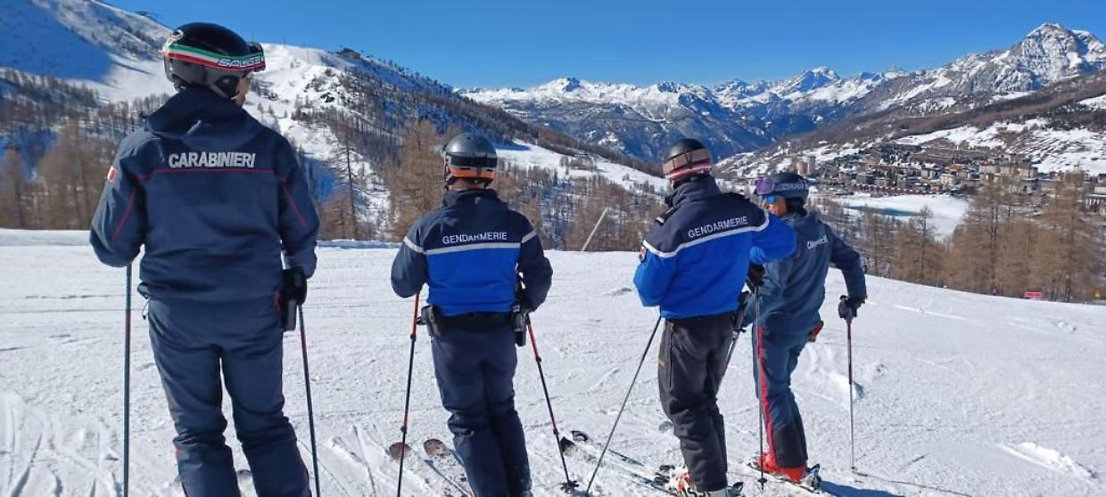 Carabinieri sci sestriere