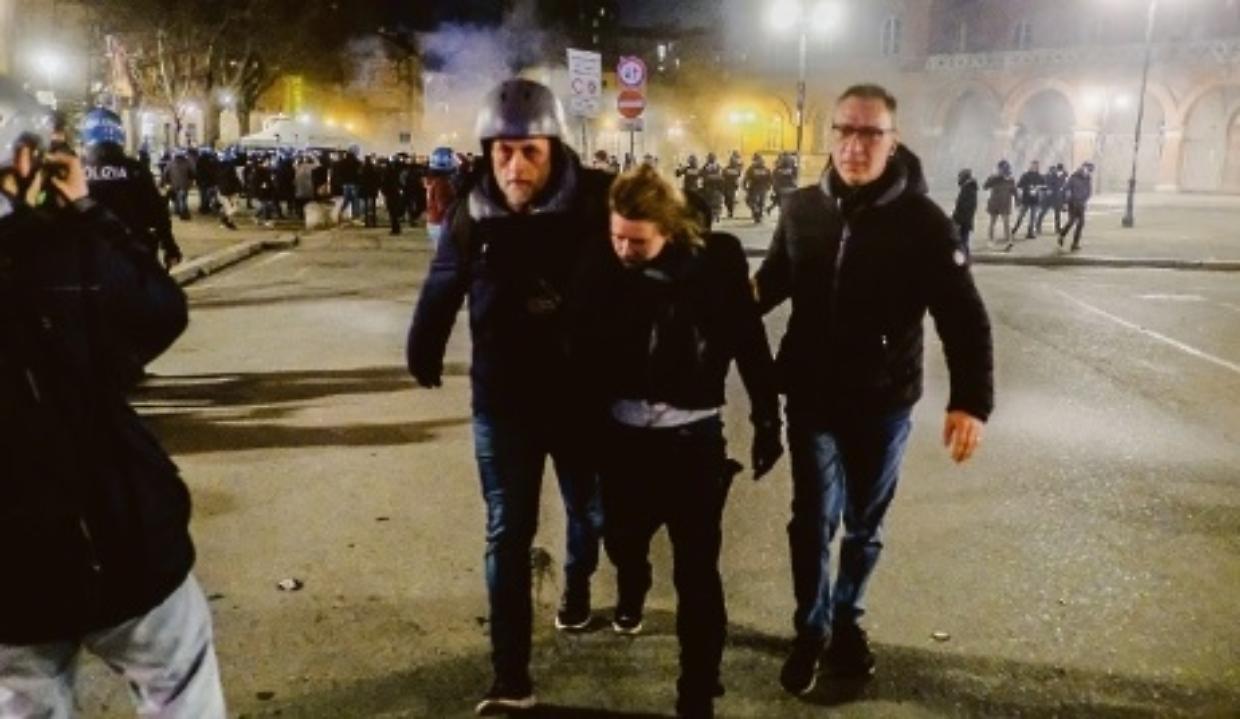 arresto anarchici