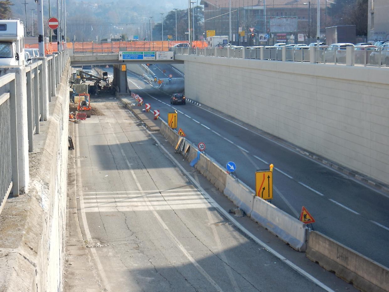 Cantieri al sottopasso del Lingotto