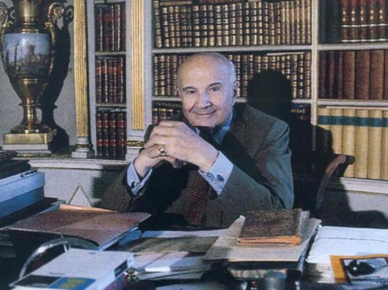 Gustavo Rol