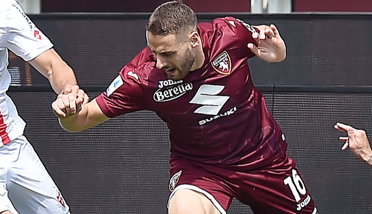 Il croato Vlasic è l'unico intoccabileIn 5 si giocano due posti in attacco