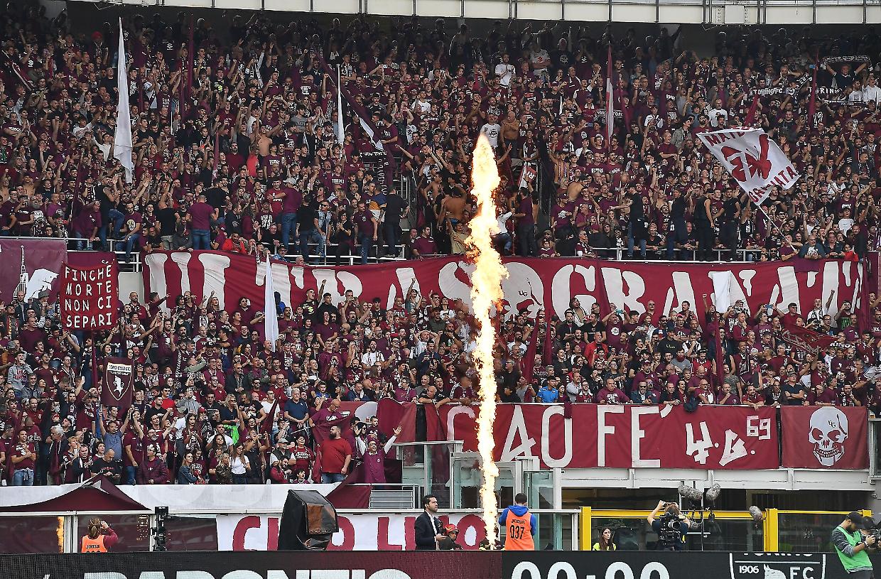 La curva Maratona, cuore pulsante del tifo del Toro