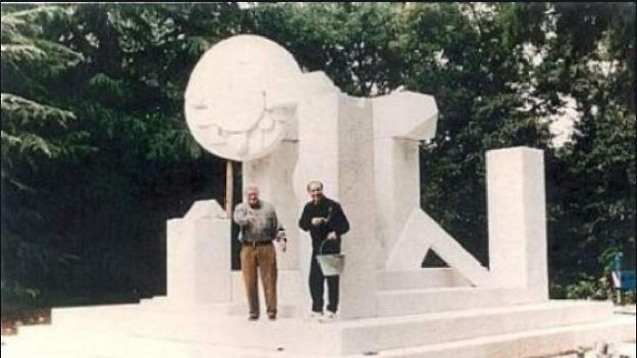 Il mausoleo