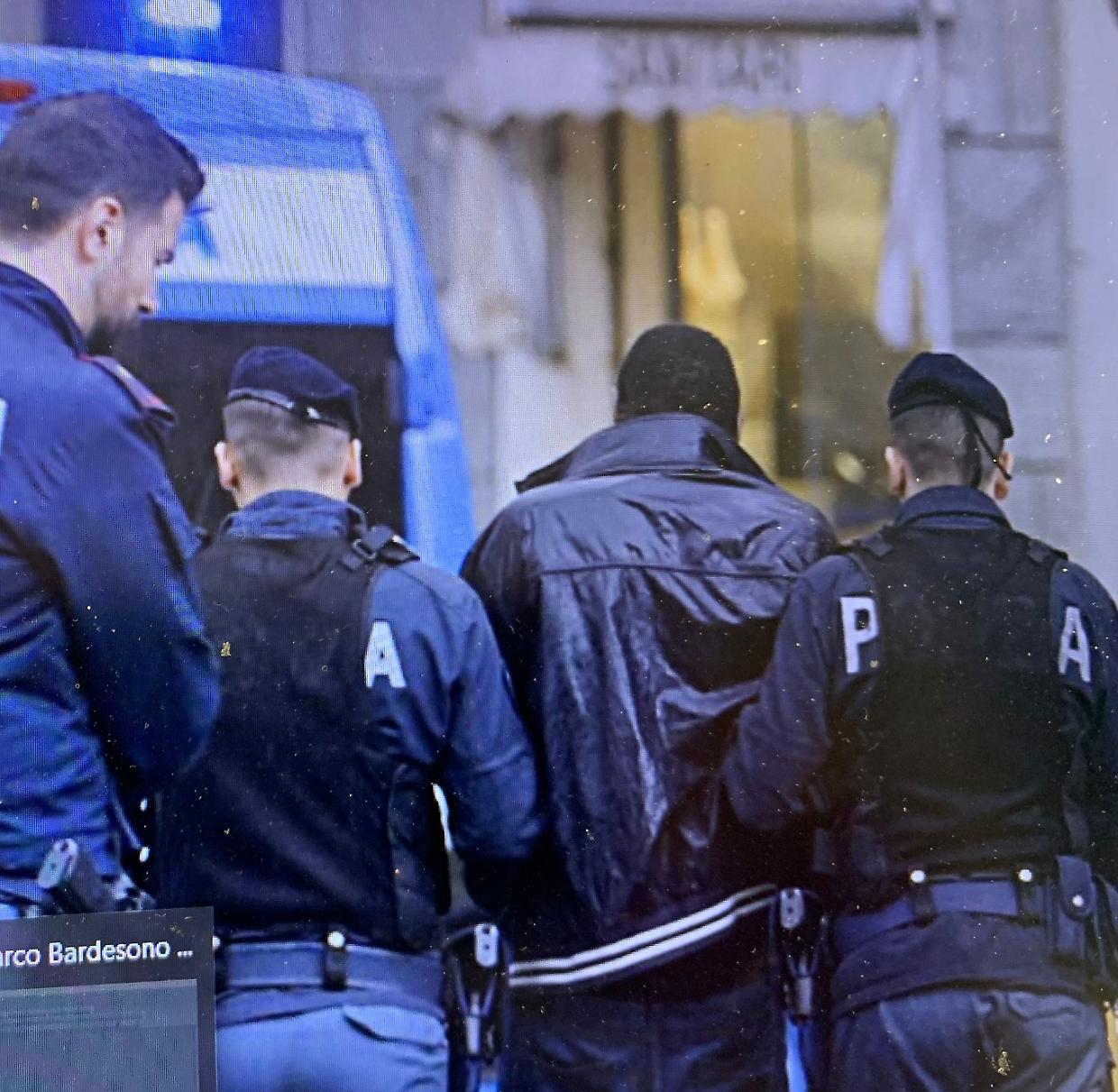 Controlli della polizia a Torino