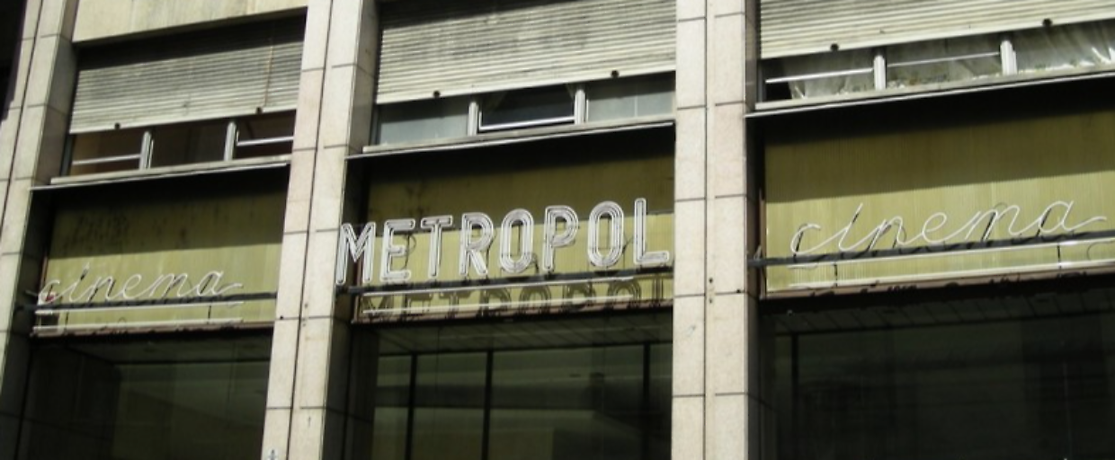 Il  Metropol rinasce dalle ceneri dopo bombe e film a luci rosse