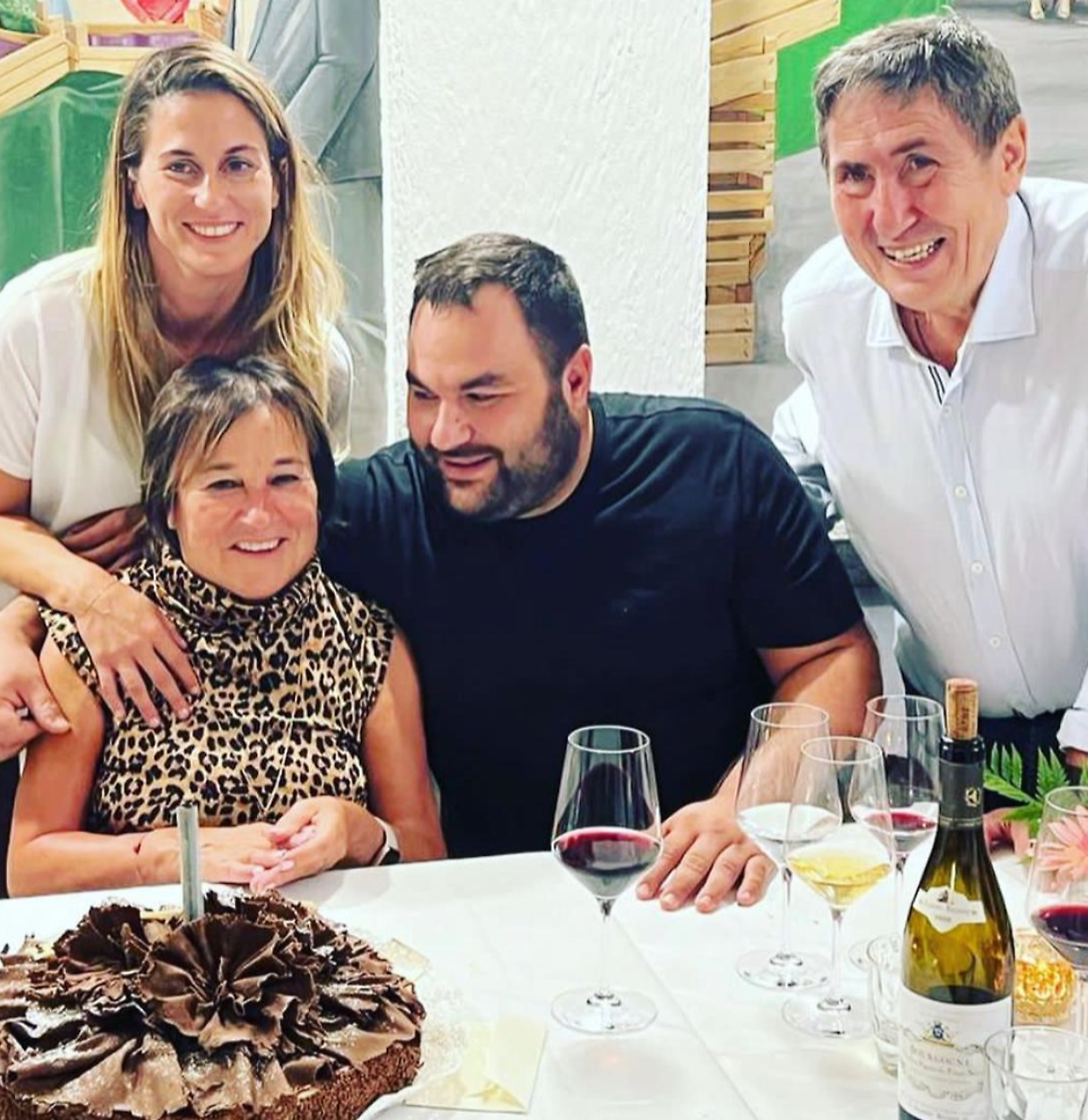 Giovanna Catzola con il marito Donato e i figli