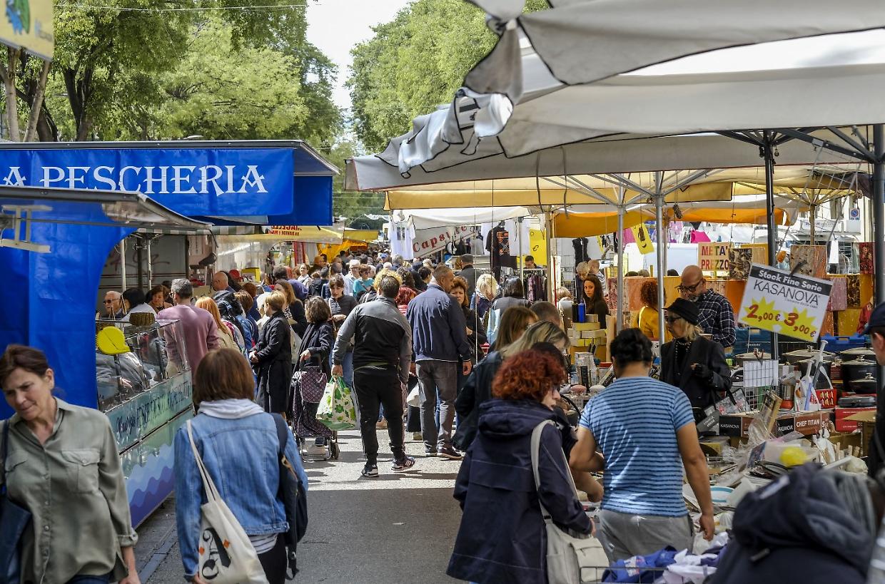 I mercati di Mirafiori e Santa Rita si rifanno il look