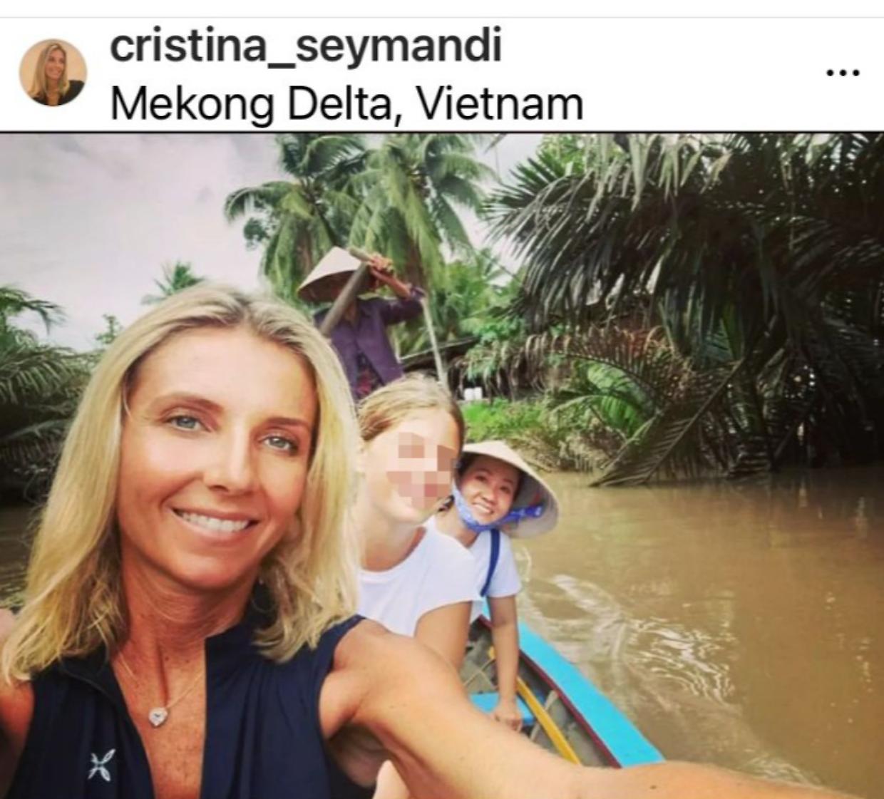 Cristina Seymandi in Vietnam con la figlia