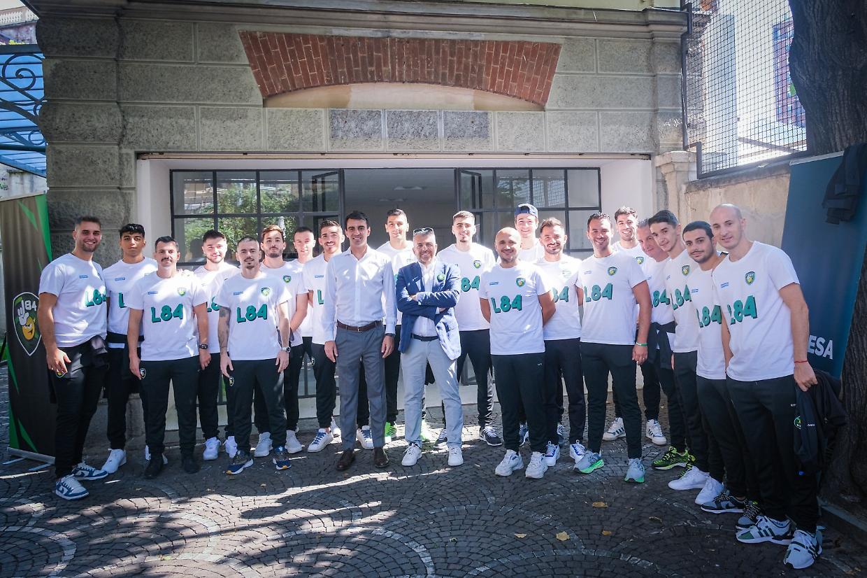 La L84 al gran completo (foto di Bobone Photographer)