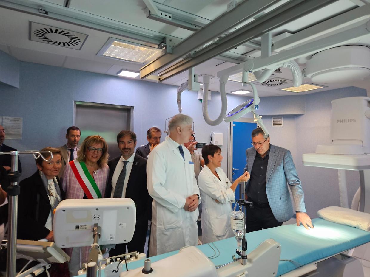 L’inaugurazione del nuovo angiografo al San Luigi 