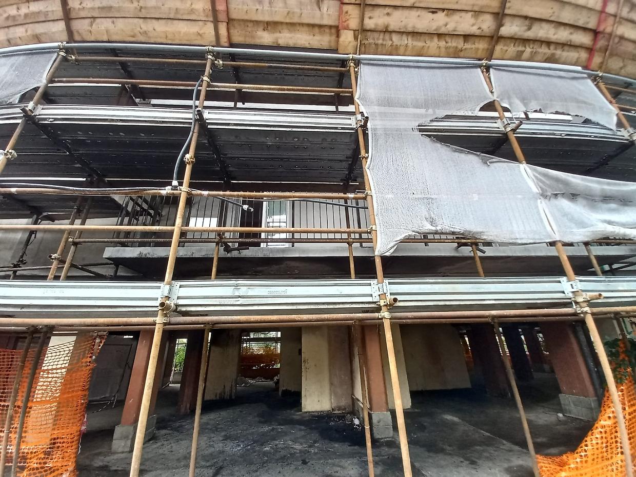 Incendio nel cantiere Atc del Superbonus a Venaria