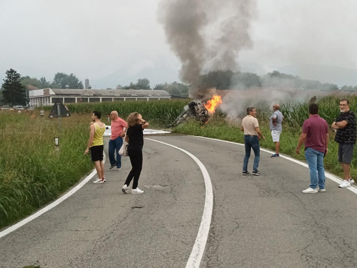 Politica tra cordoglio e polemiche politiche dopo la tragedia: «Basta Frecce Tricolori, vogliamo pace e disarmo»