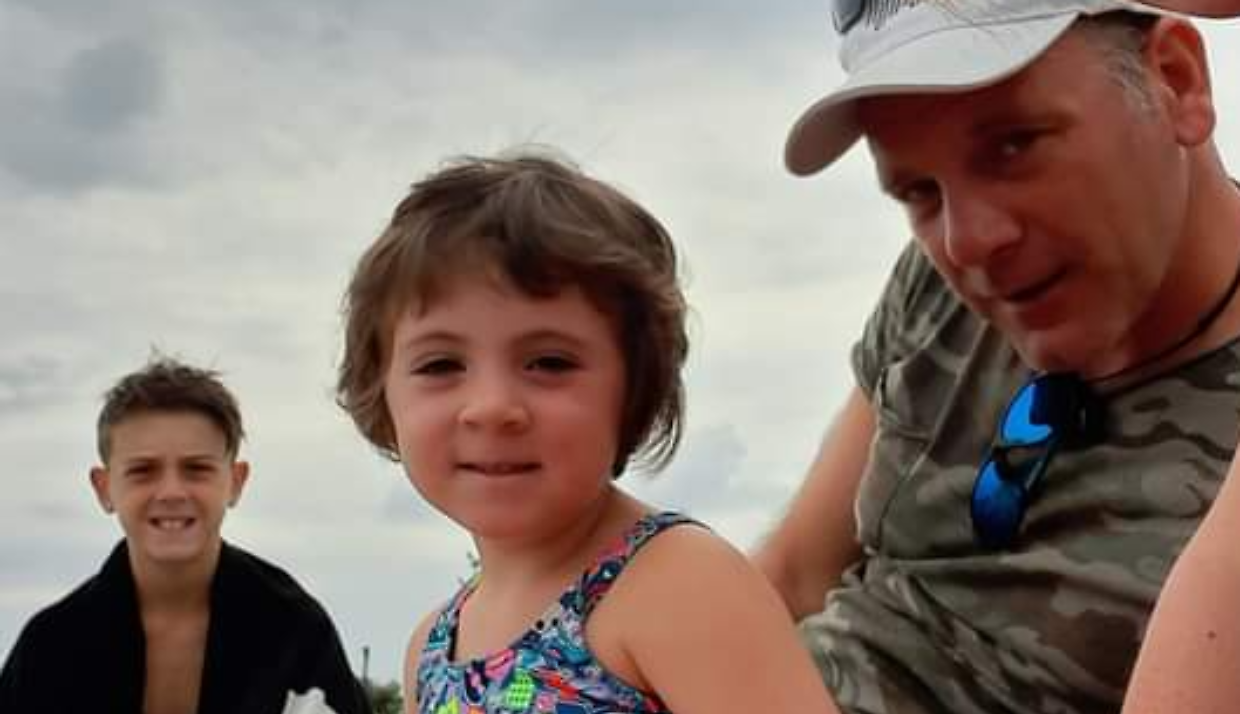 Jet precipitato, lo strazio del papà della bimba morta: "Cosa potevo fare? Cosa ho sbagliato?"