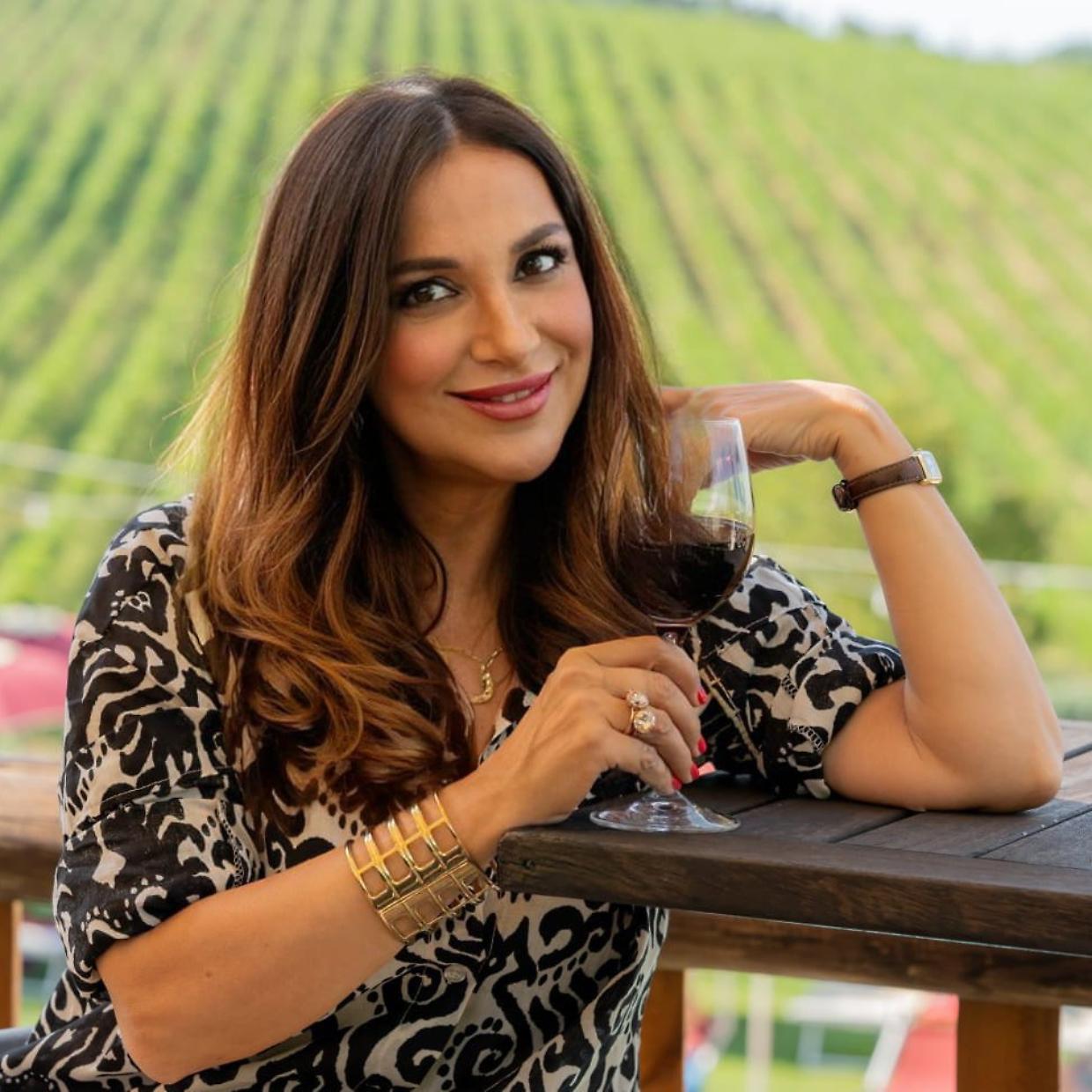 Vi ricordate Selen, l'icona hard anni '90? Adesso fa "un vino da godere"